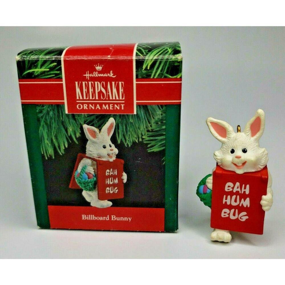 1990 Hallmark Keepsake Ornament Billboard Bunny in Box U84/5196